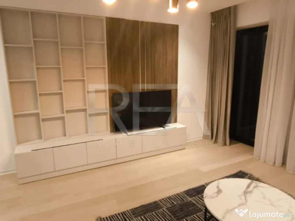 Apartament 3 camere de Inchiriat 