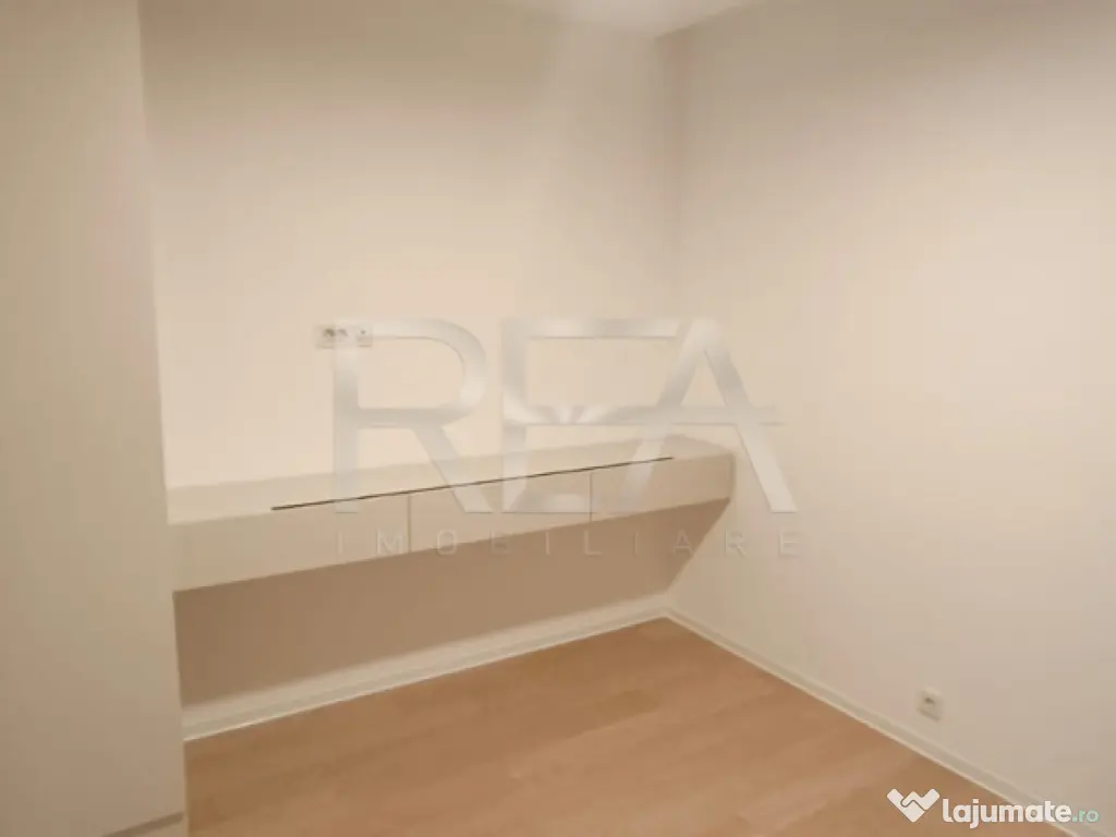 Apartament 3 camere de Inchiriat 