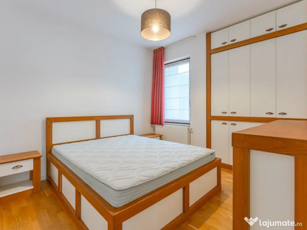 Apartament 2 Camere de Închiriat – Zona Șchei, Parcar... 