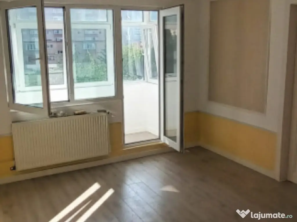 Apartament 2 camere decomandate zona Astra 