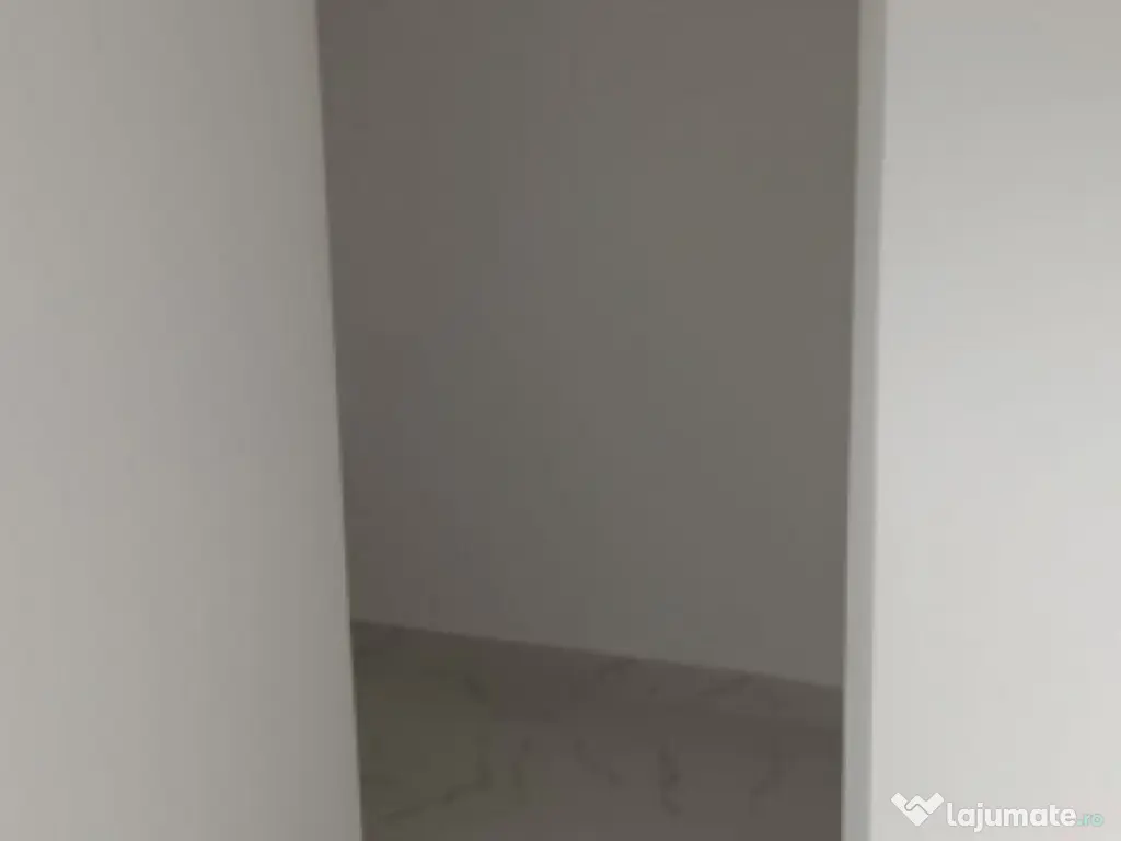 Apartament 2 camere decomandate zona Astra 