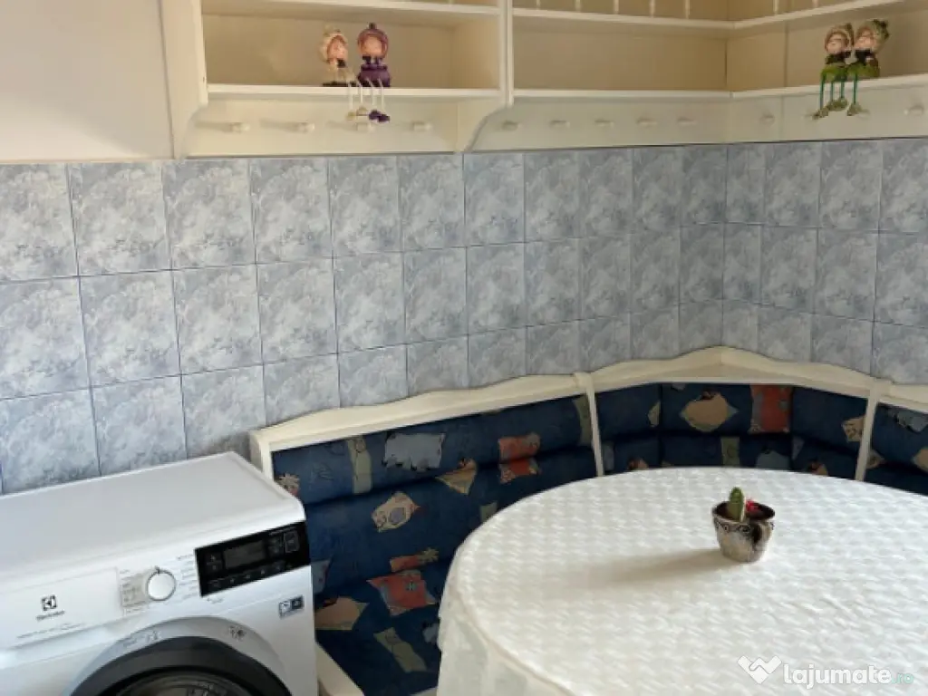 Vând artament 2 camere foarte aproape de plajă –Bulevard 