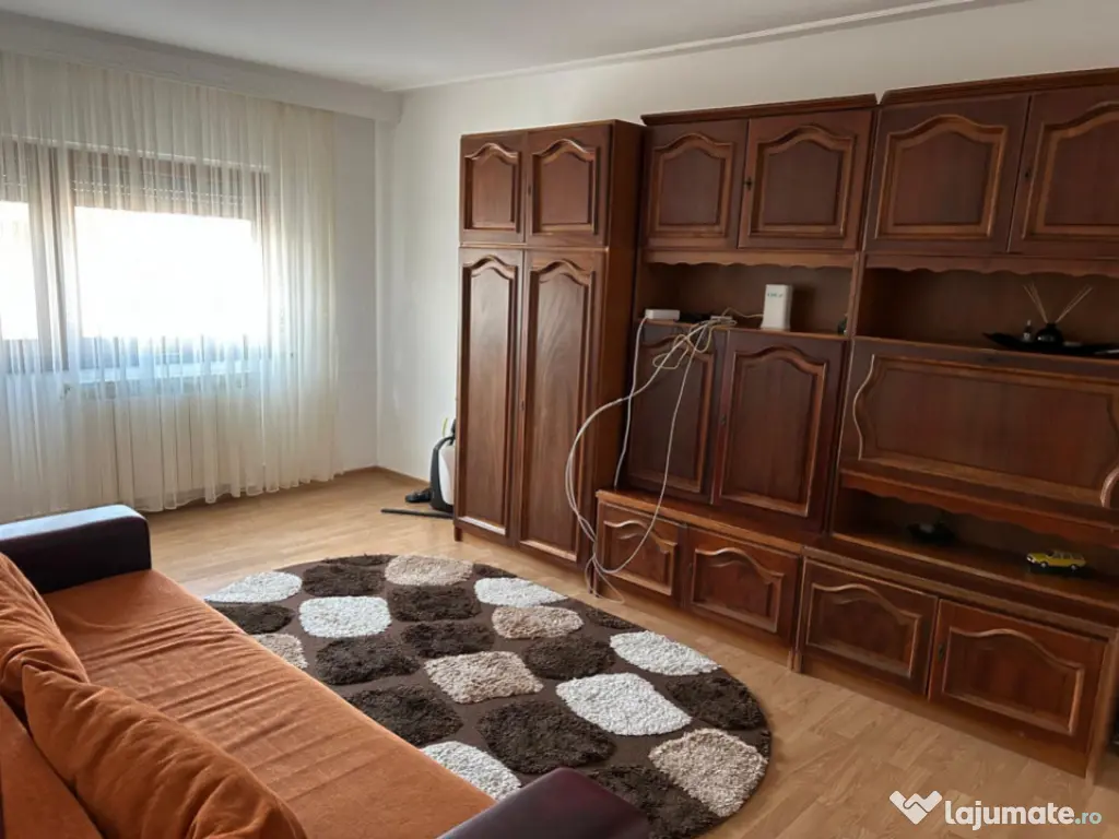 Vând artament 2 camere foarte aproape de plajă –Bulevard 