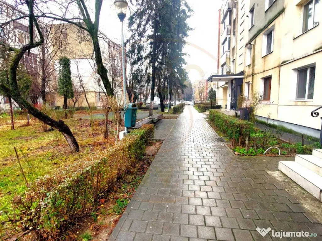 Apartament 3 camere Calea Bucuresti 