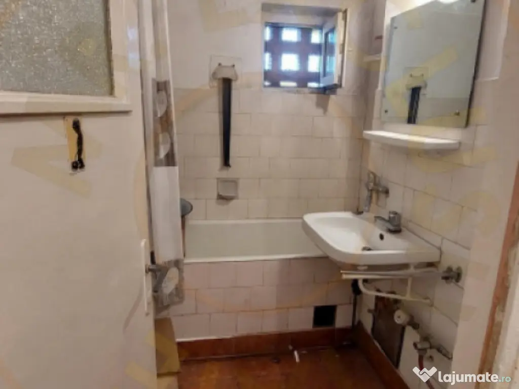 Apartament 3 camere Calea Bucuresti 