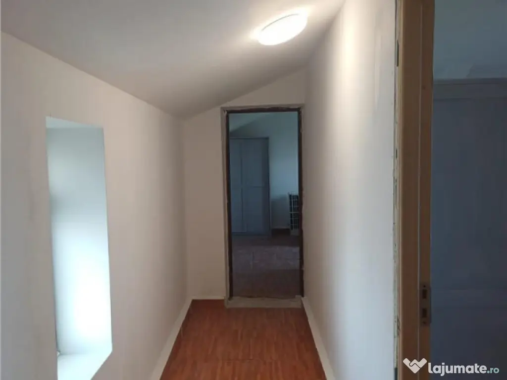 Casa si pentru cazare muncitori in zona parcului industrial