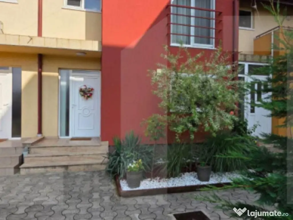 Casa/Vila Dumbravita