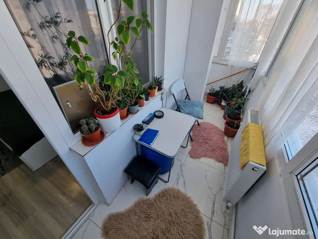 Apartament decomandat 2 camere zona CET 