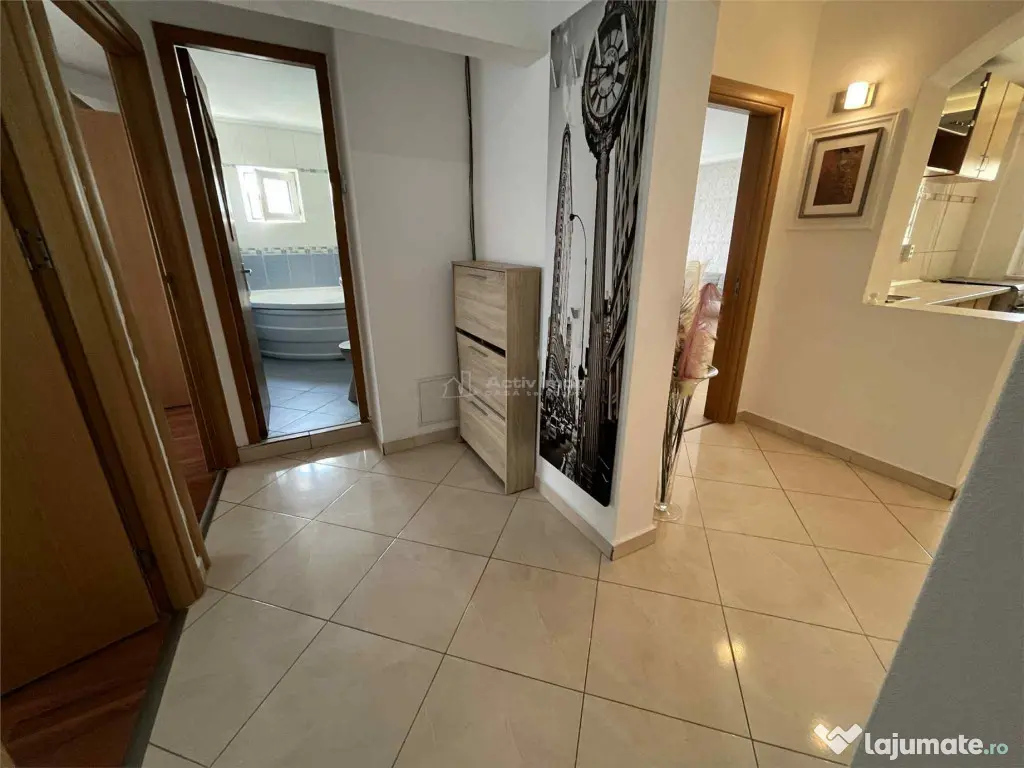 Apartament 3 camere - spatios - decomandat - Novaci - 5 min 