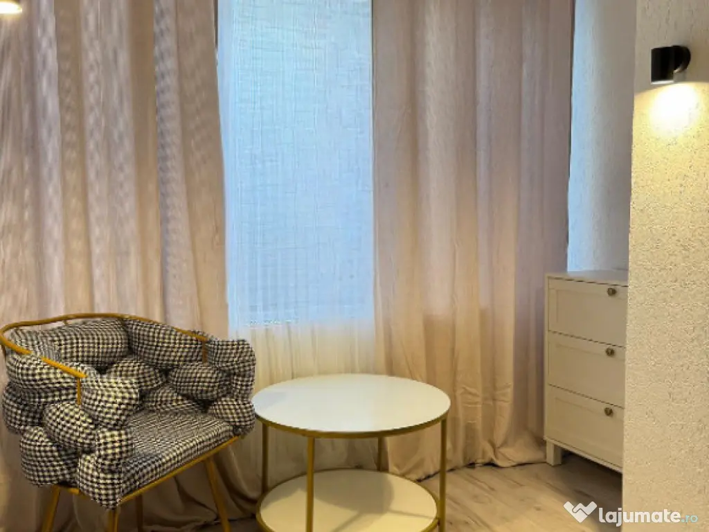 - Totul Nou!!! Ap. 3 camere decomandat, Dorobantilor, parter