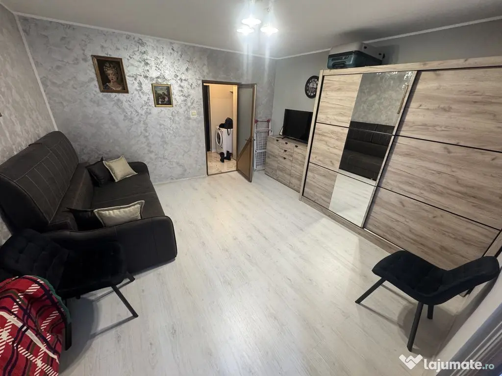 Garsonieră / Studio zona Far