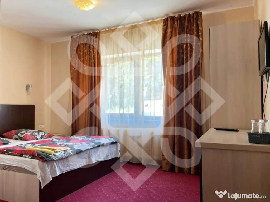 Pensiune cu 7 camere de vanzare in Baile 1 Mai 
