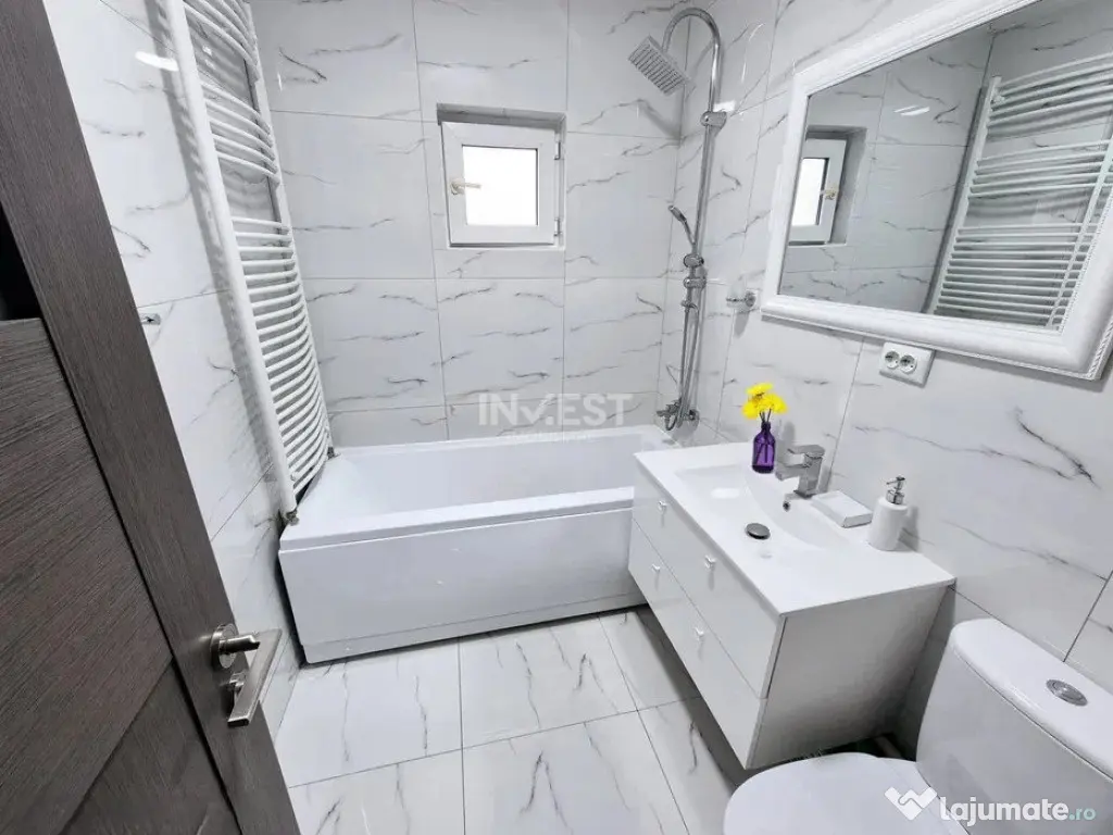 Apartament 3 camere decomandat, finisaje moderne, balcon ?? 