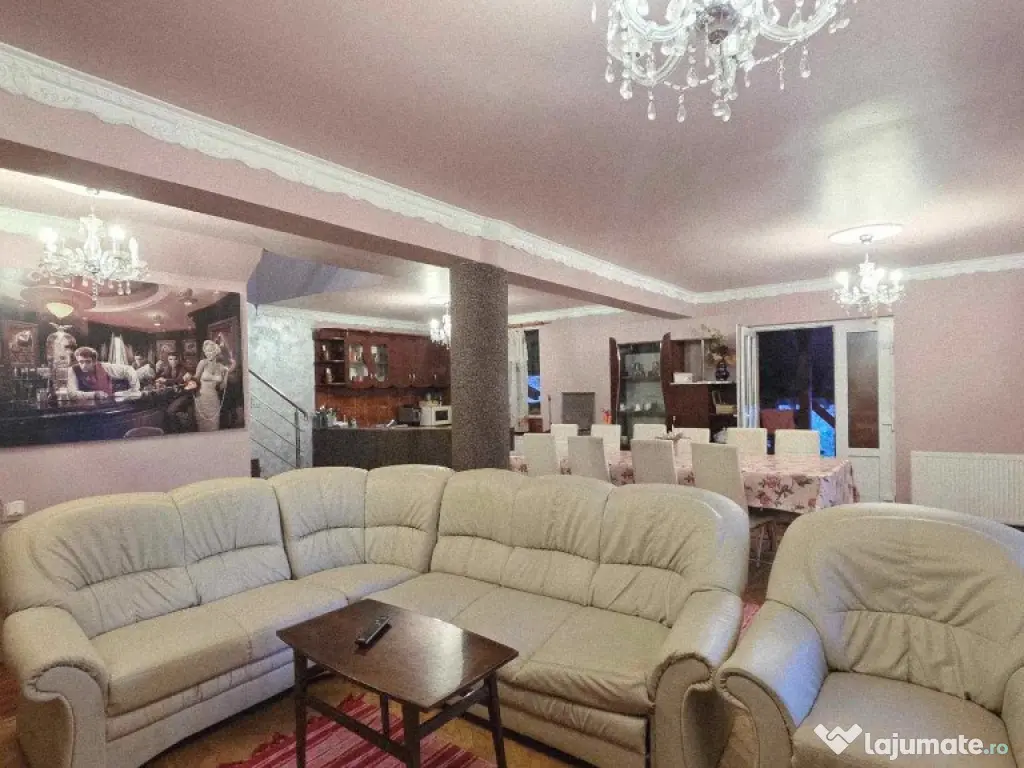 Casa/Pensiune,doua imobile „intr-unul singur” de vanzare, Valea Bratcu 