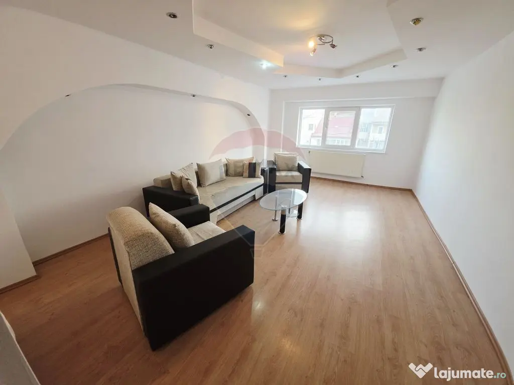 Apartament cu 2 camere de vânzare în zona 1 Mai