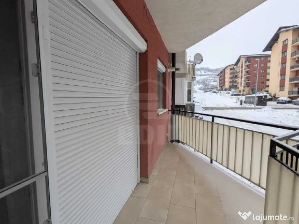 APARTAMENT 1 CAMERA ZONA STEJARULUI