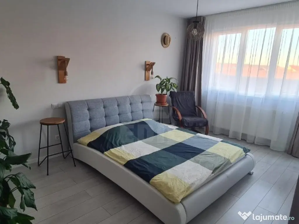 Apartament 3 camere semidecomandat zona Sub Cetate COMISION 0 