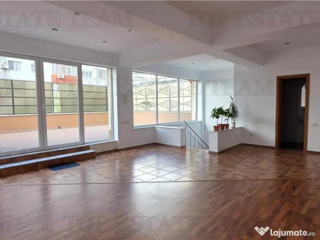 Vila 6 camere Ion Mihalache - Miciurin 