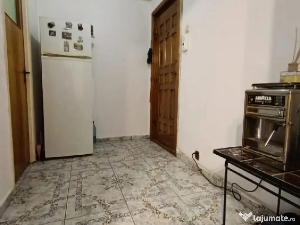 Apartament 2 camere, parter, zona Nord 