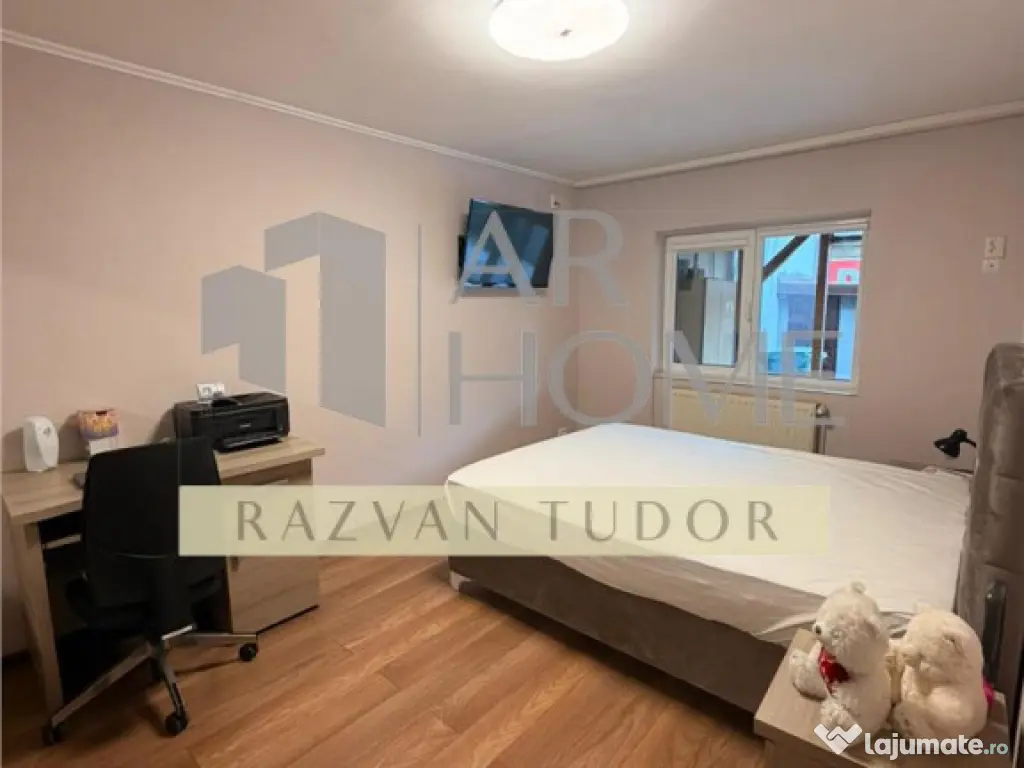 Casa 5 camere , renovata 2020 cu garaj , Ploiesti , central 