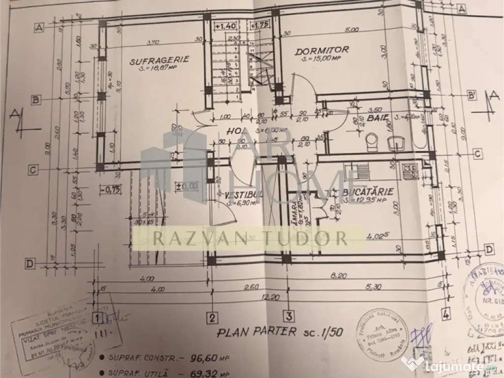 Casa 5 camere , renovata 2020 cu garaj , Ploiesti , central 
