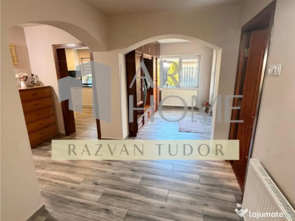 Casa 5 camere , renovata 2020 cu garaj , Ploiesti , central 