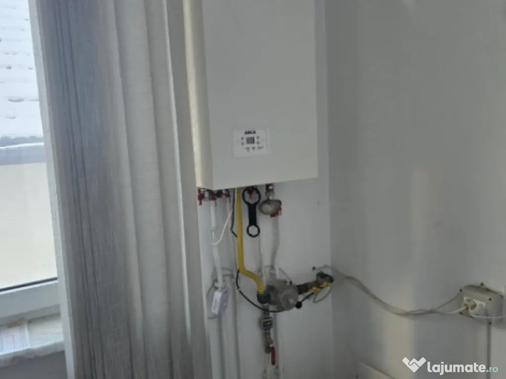 Birou ultracentral etaj 1 clădire birouri 