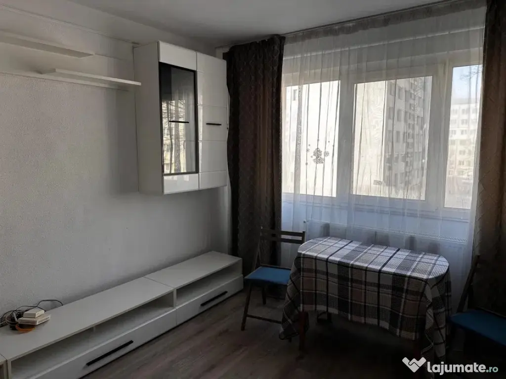 Apartament 2 camere , in Alexandru, 