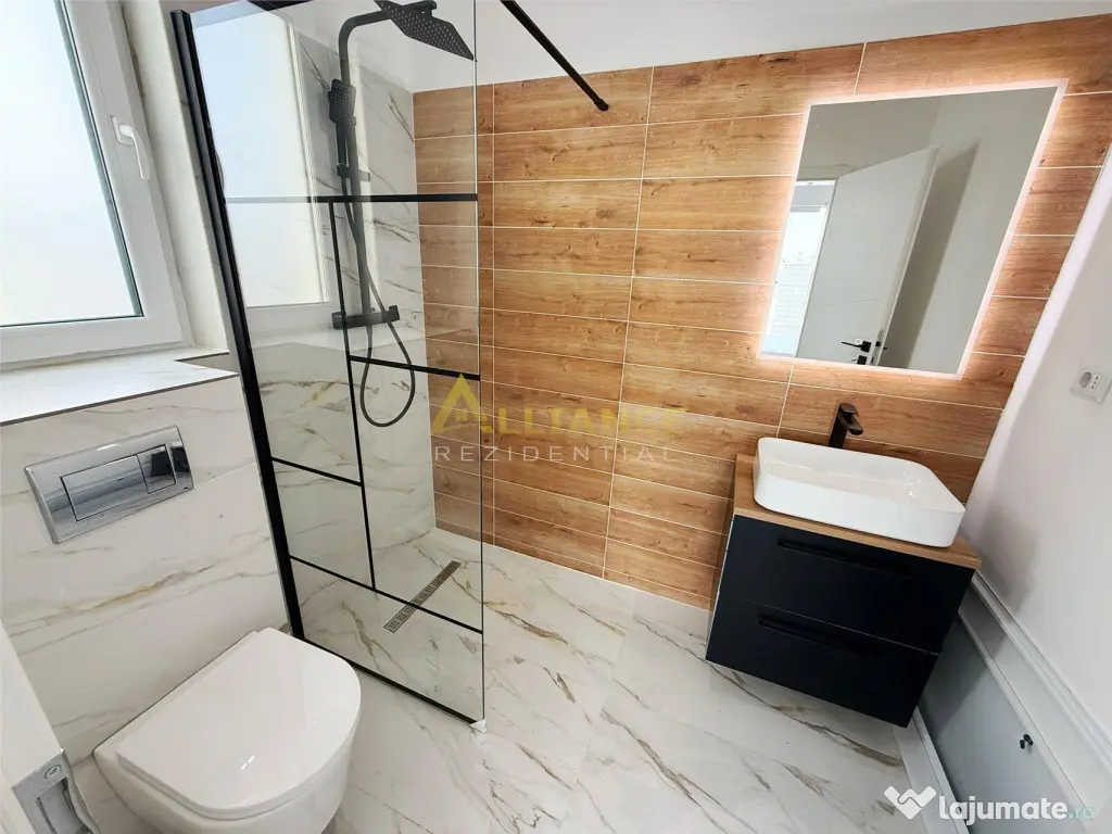 Miorita - 3 Camere - 300 teren - Mutare Imediata