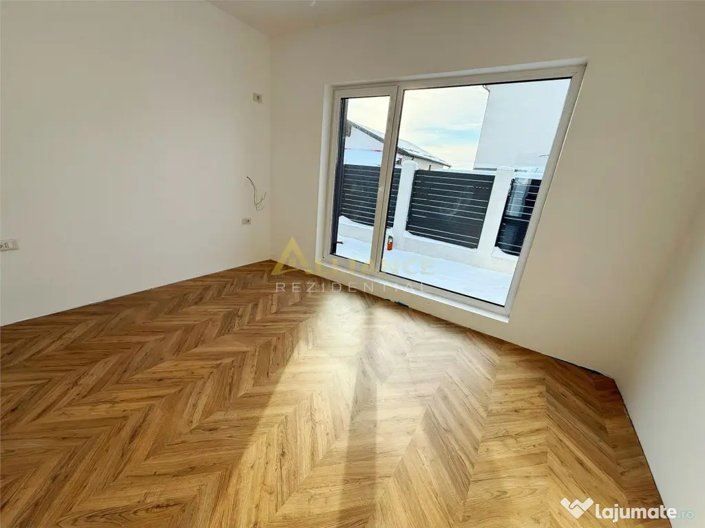 Miorita - 3 Camere - 300 teren - Mutare Imediata