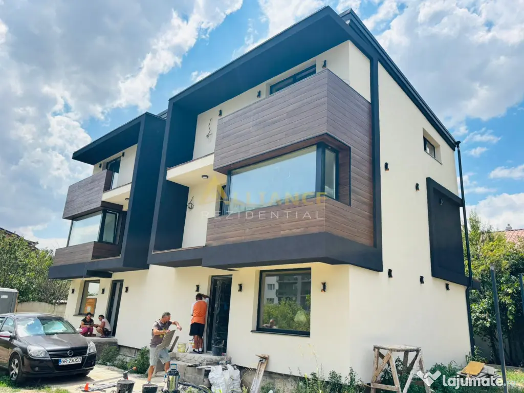 Sector 4 Vila tip Duplex P 1 M gata de mutare 