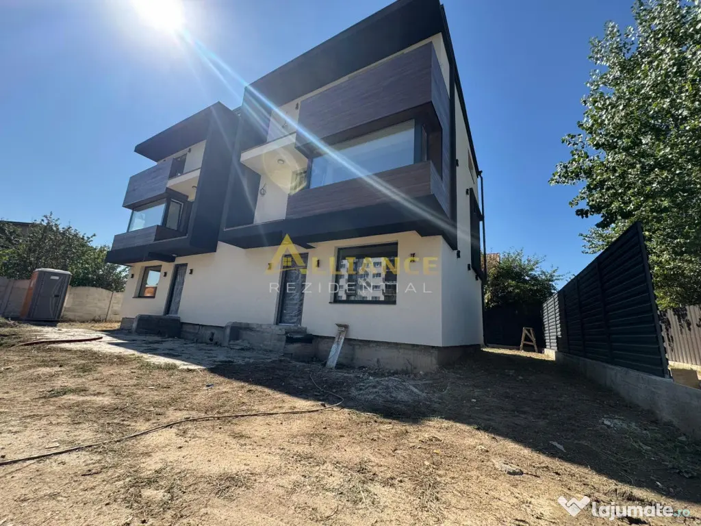 Sector 4 Vila tip Duplex P 1 M gata de mutare 