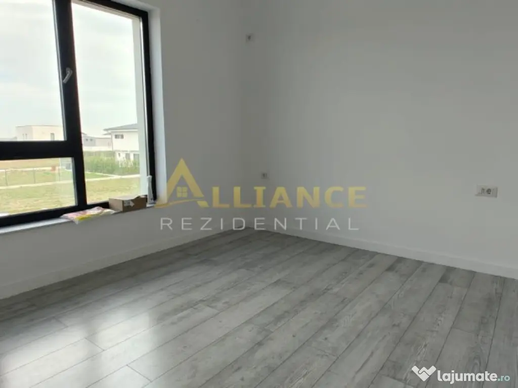 Casa individuala - 4 camere - 3 bai - 110 mp utili 