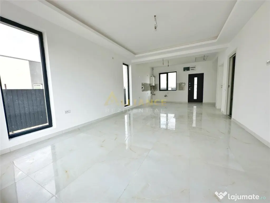 Gata de mutare- 3 camere - 2 bai - pod - beci 