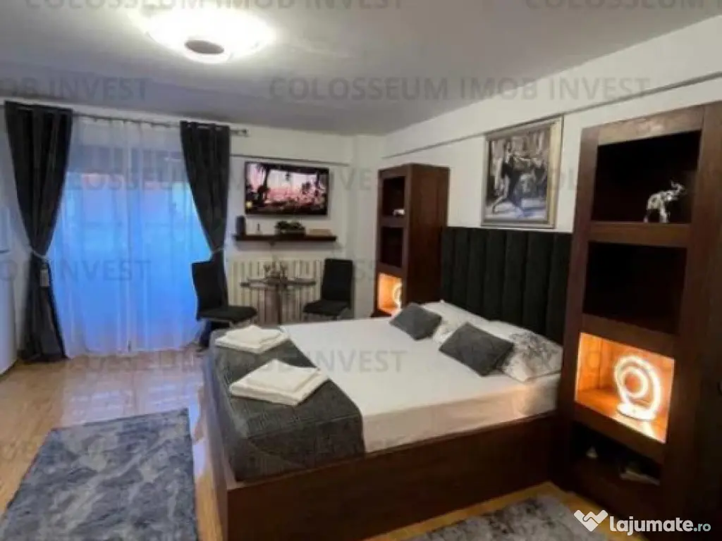 Garsoniera decomandat - zona Centru Istoric