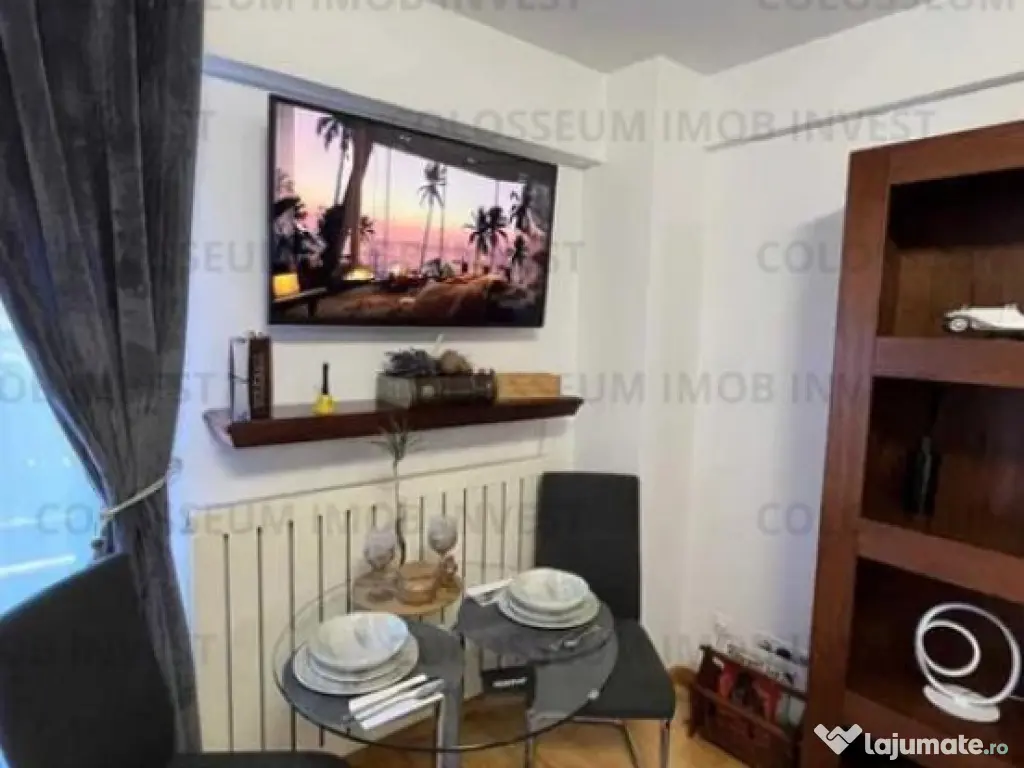 Garsoniera decomandat - zona Centru Istoric