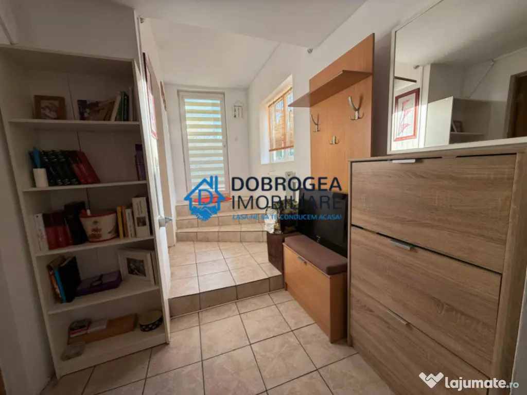 Caslita, casa + teren 800 mp , iesire la Lac 