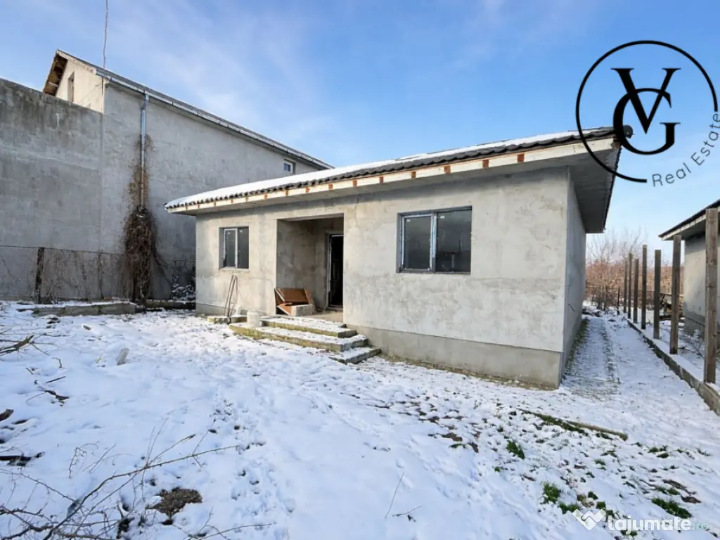 Casa la sol, 4 camere - 253 mp - Navodari 