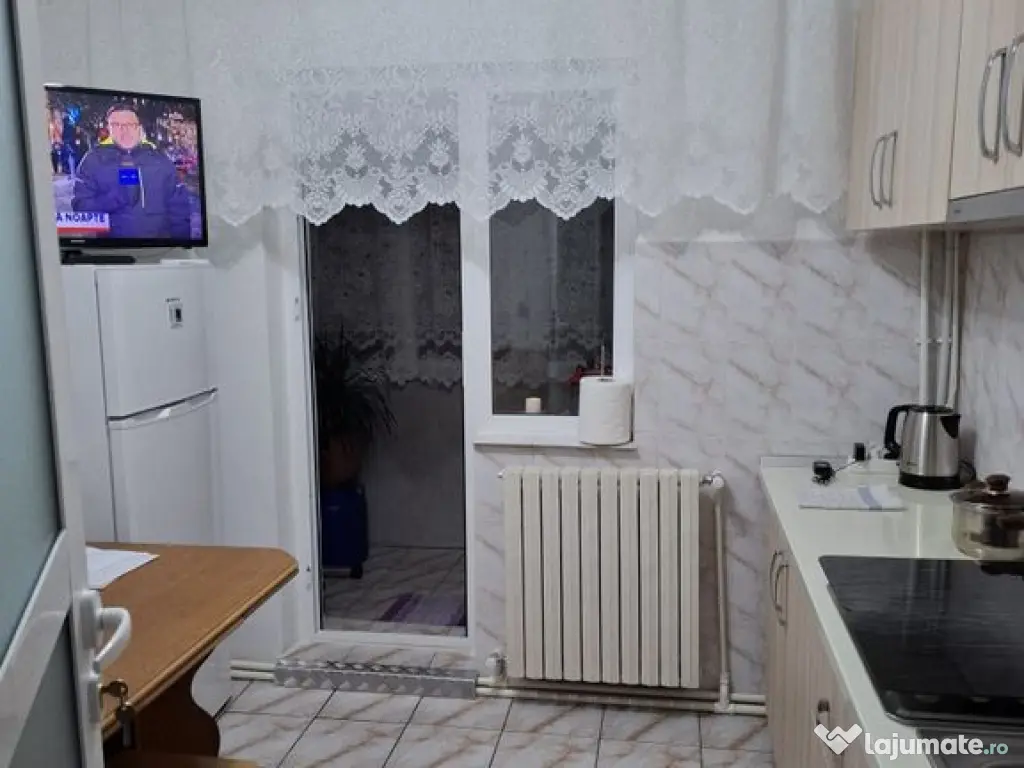 Apartament 2 camere decomadat zona Anda 