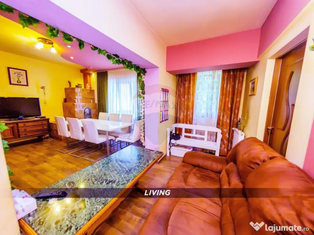 Casă P+1 din cărămidă, 683 mp teren, 4 garaje – Str...