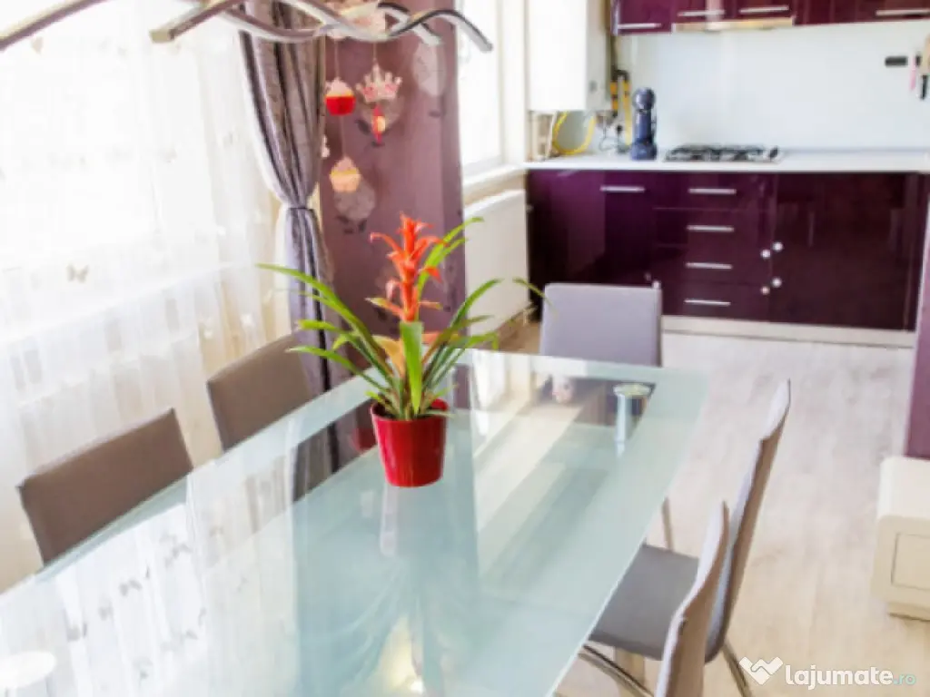 Apartament 3 camere decomandate, 67,70mp, situat in zona Bro