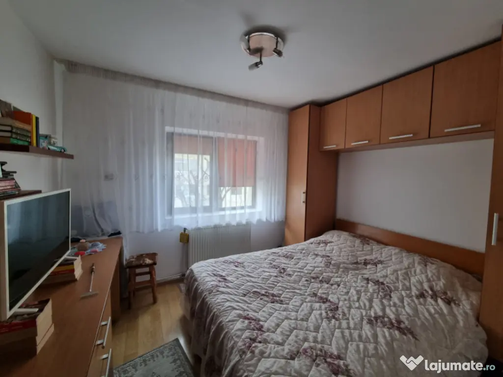 Zonă Centrală- Slanicului- Apartament 2 camere, renovat, m 