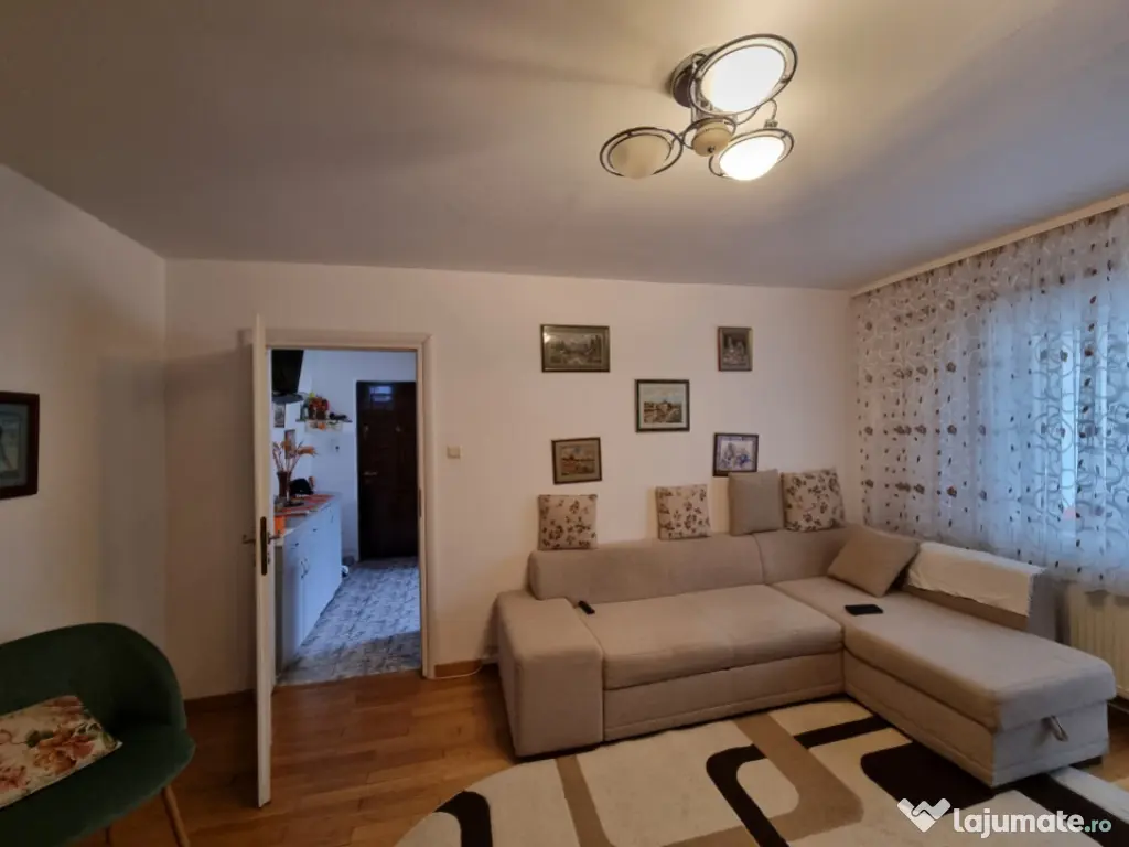 Zonă Centrală- Slanicului- Apartament 2 camere, renovat, m 