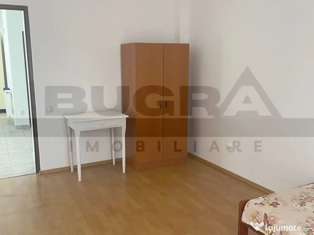Apartament de 3 camere, 70mp, parcare, zona Negoiu 