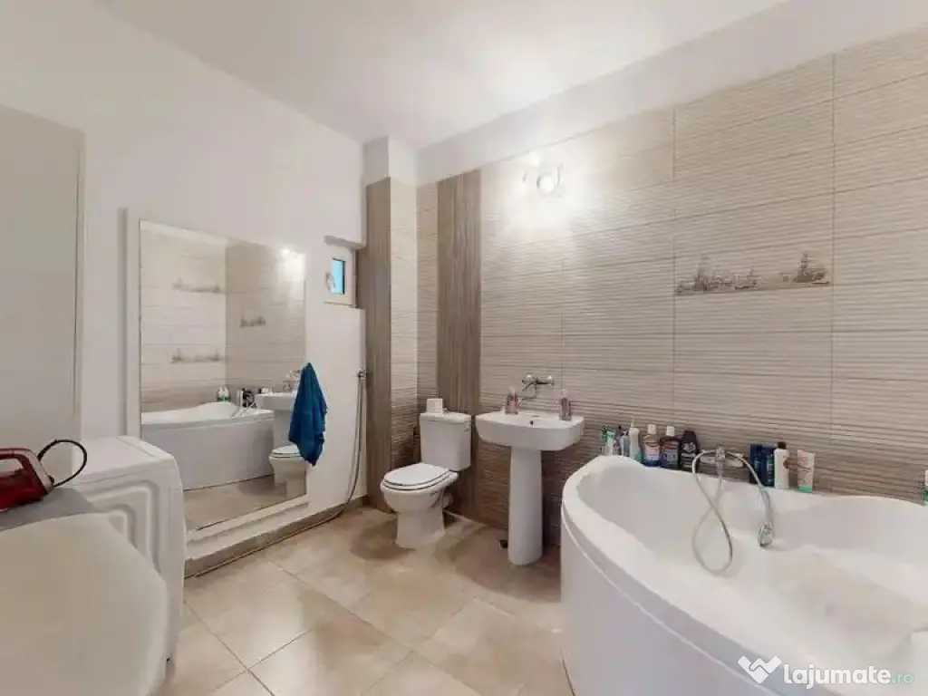 GROZAVESTI - Orhideea / Vila multifunctionala 251 mp / Te... 