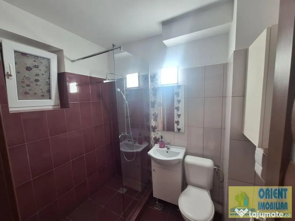 Gara, decomandat, 3 camere, renovat, gaze, vanzari Constanta 