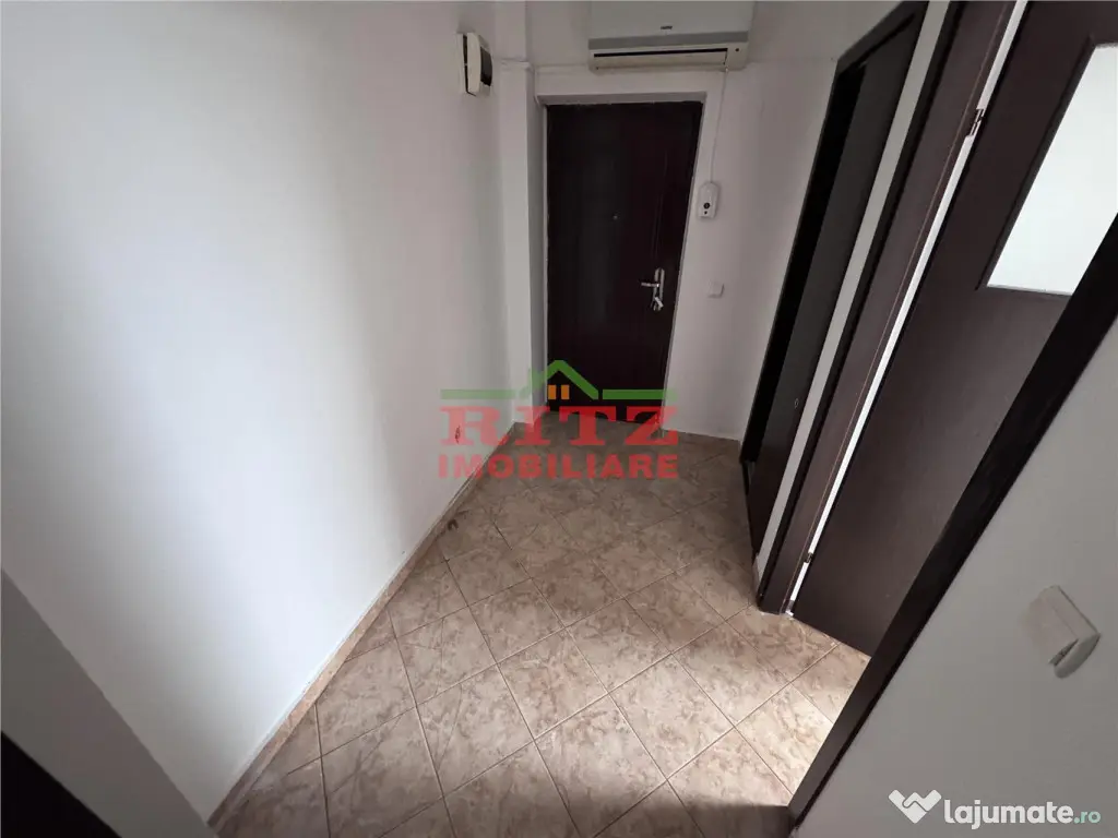 Nou! Ap. 2 cam., S=53 mp, mansarda, zona Eugen Ionescu! 