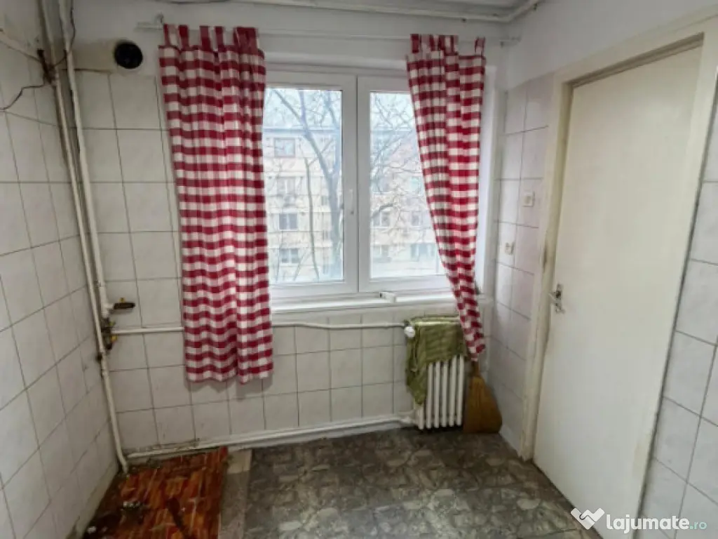 Calea Giulești, 3 camere, etaj 3, suprafață 61mp,semideco