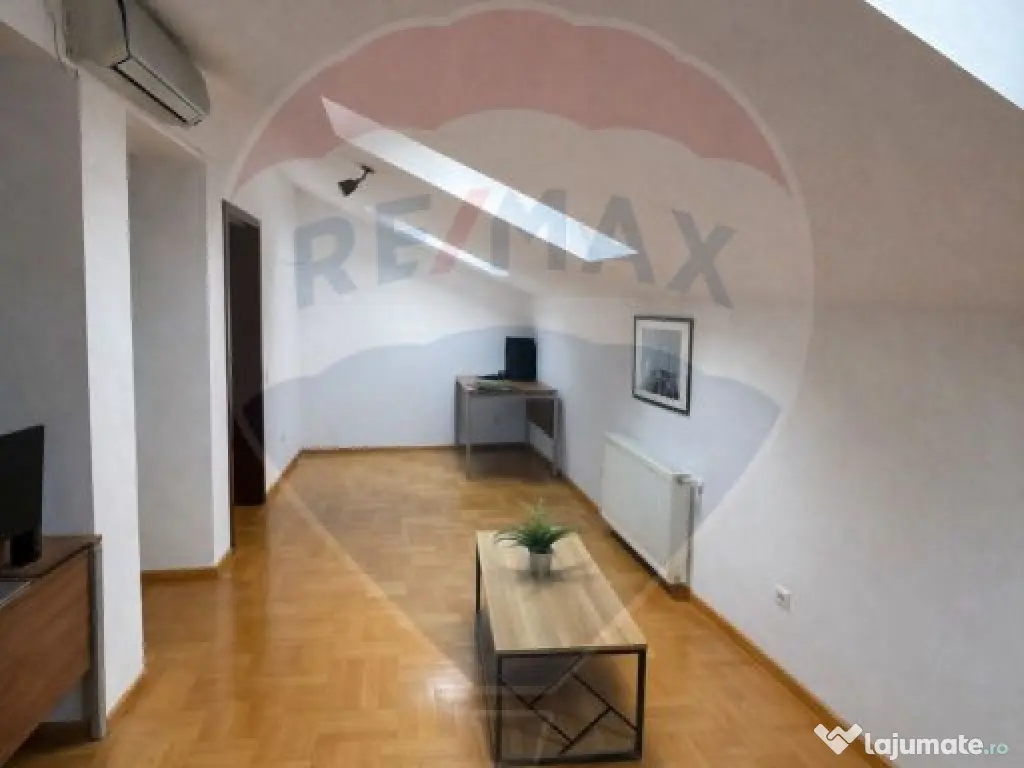 Spațiu de birouri de 106.76mp de închiriat în zona Pia... 