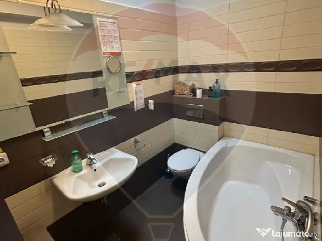 Spațiu de birouri de 106.76mp de închiriat în zona Pia... 